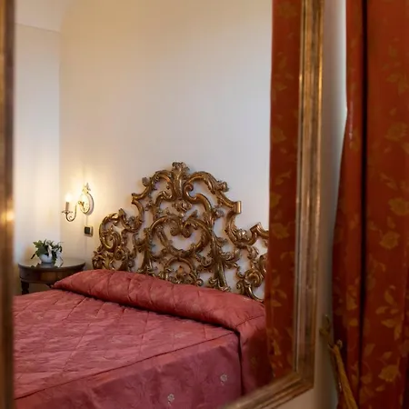 Amalfi Old Square Room & Apartments Exterior photo