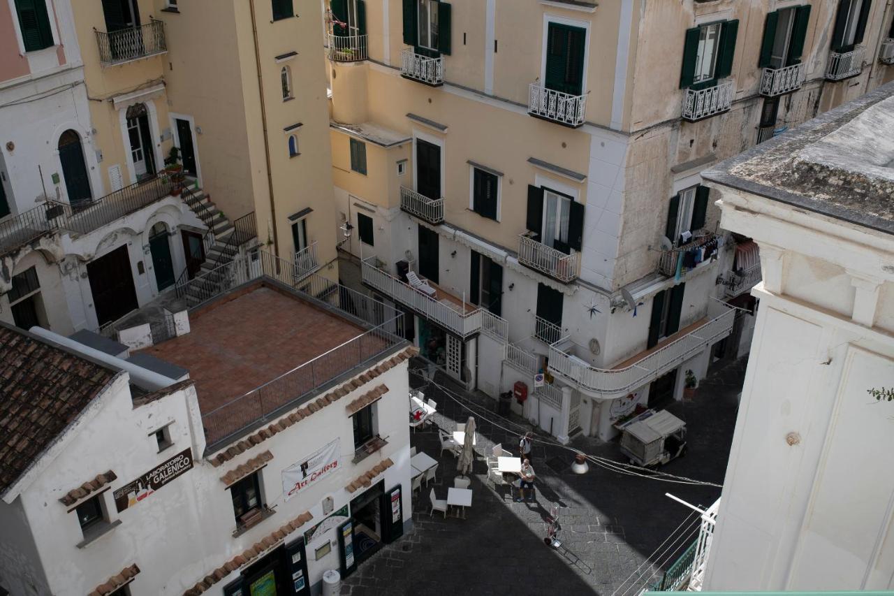 Old Square & Guest house Amalfi